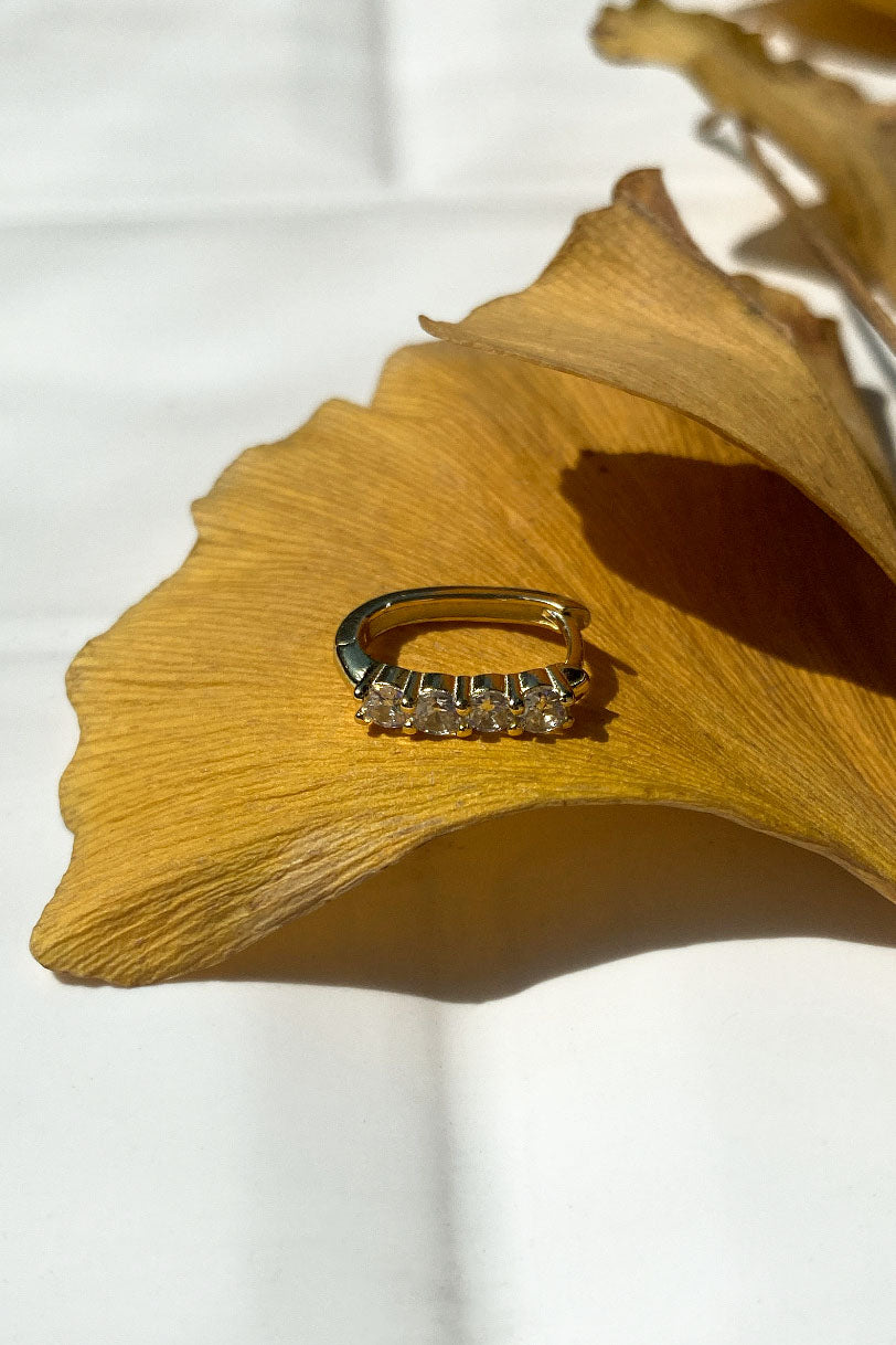 Taşlı Oval Halka Piercing Küpe