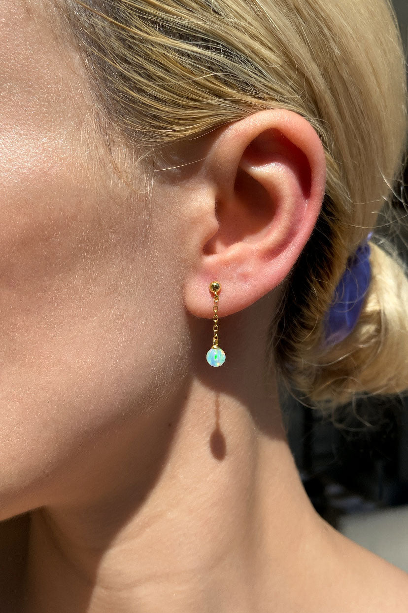 Opal Taşlı Minimal Küpe