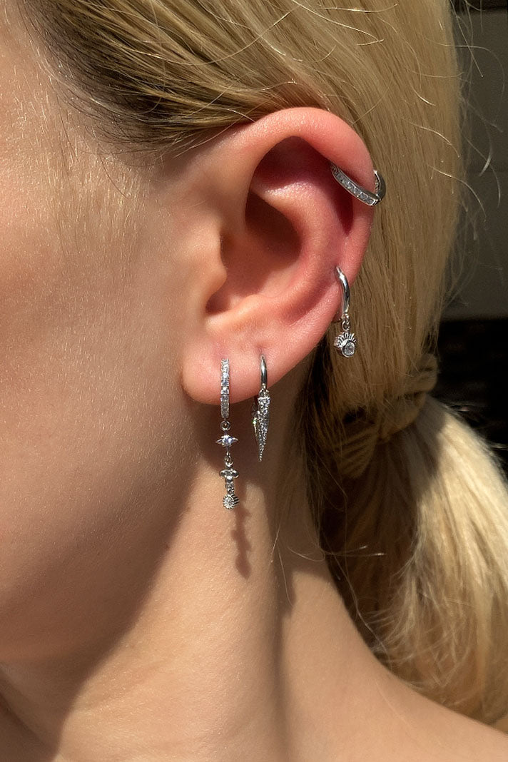 Üçgen Halka Piercing Küpe