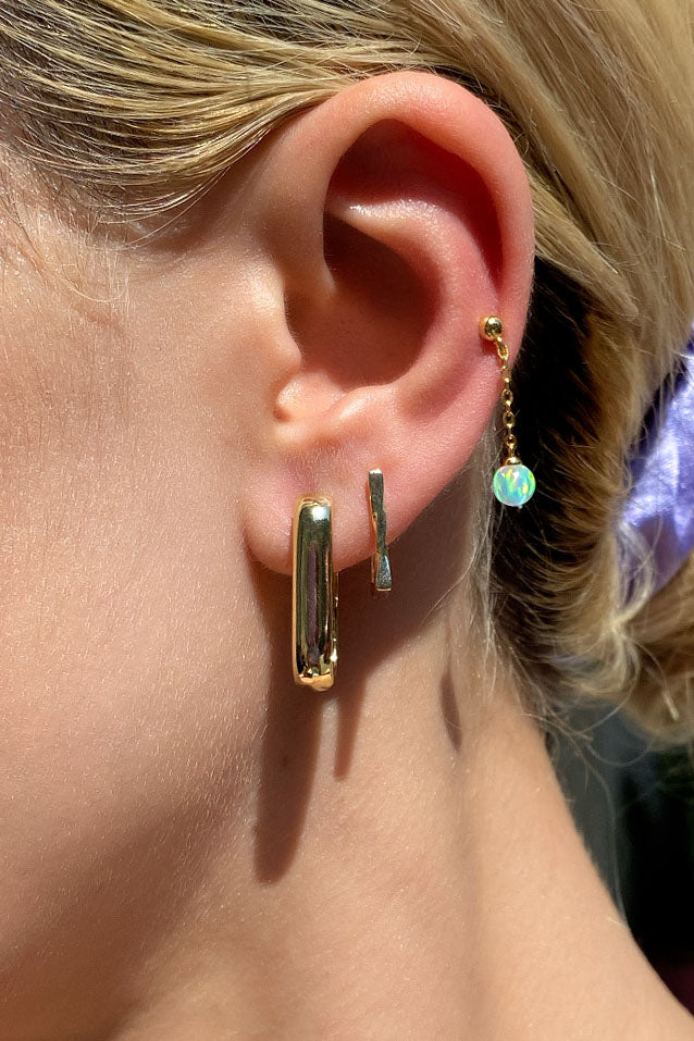 Opal Taşlı Minimal Küpe