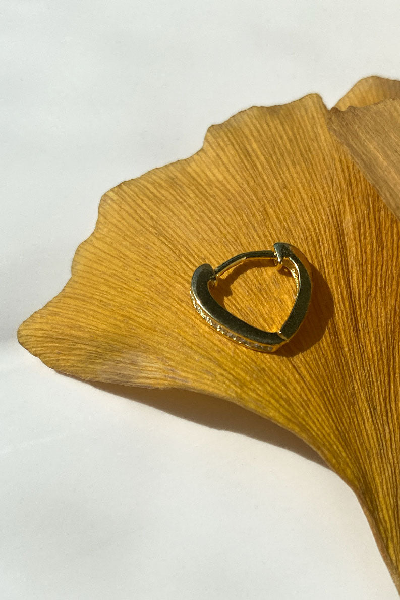Üçgen Halka Piercing Küpe